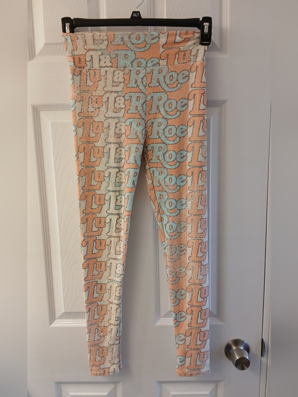 LuLaRoe Kids OS Leggings – Signature Logo Script Print – Peach/Turquoise/Cream